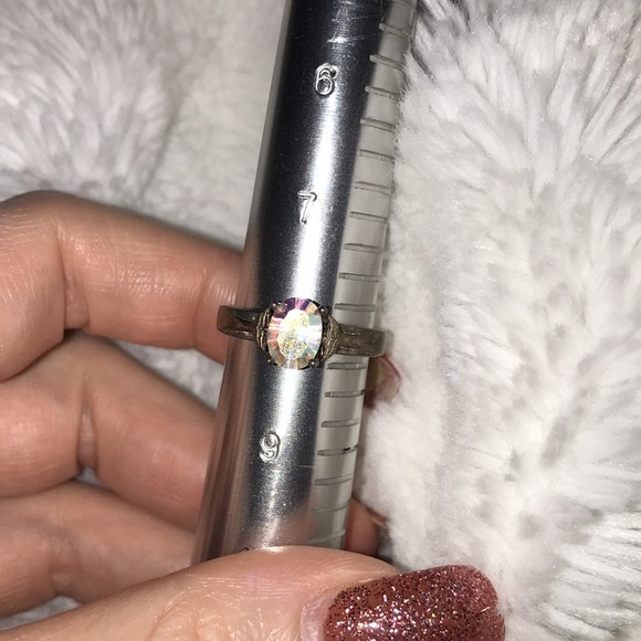 Genuine iridescent crystal set in sterling silver whale tail bezel ring - Picture 3 of 3